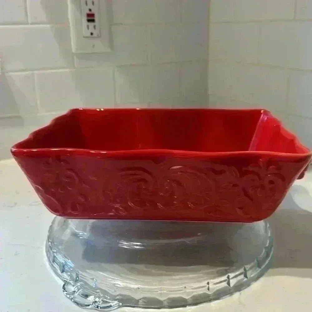Christmas Red LG Dining Collection Baking Ware - Picture 2 of 10